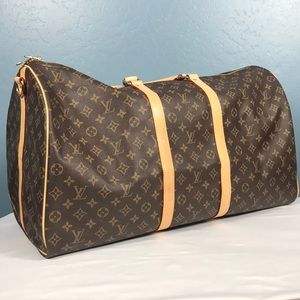 Louis Vuitton duffle bag size 60 ( description👇)